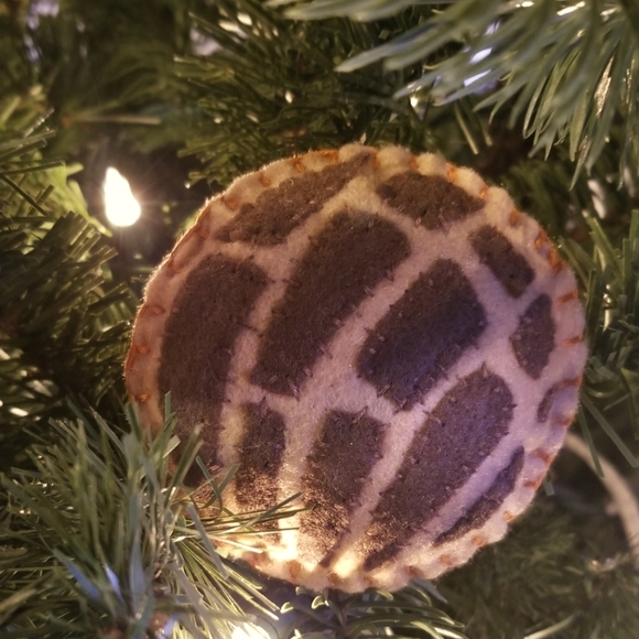 Concha Ornament Handmade Felt Craft - 3 pcs - Picture 2 of 4